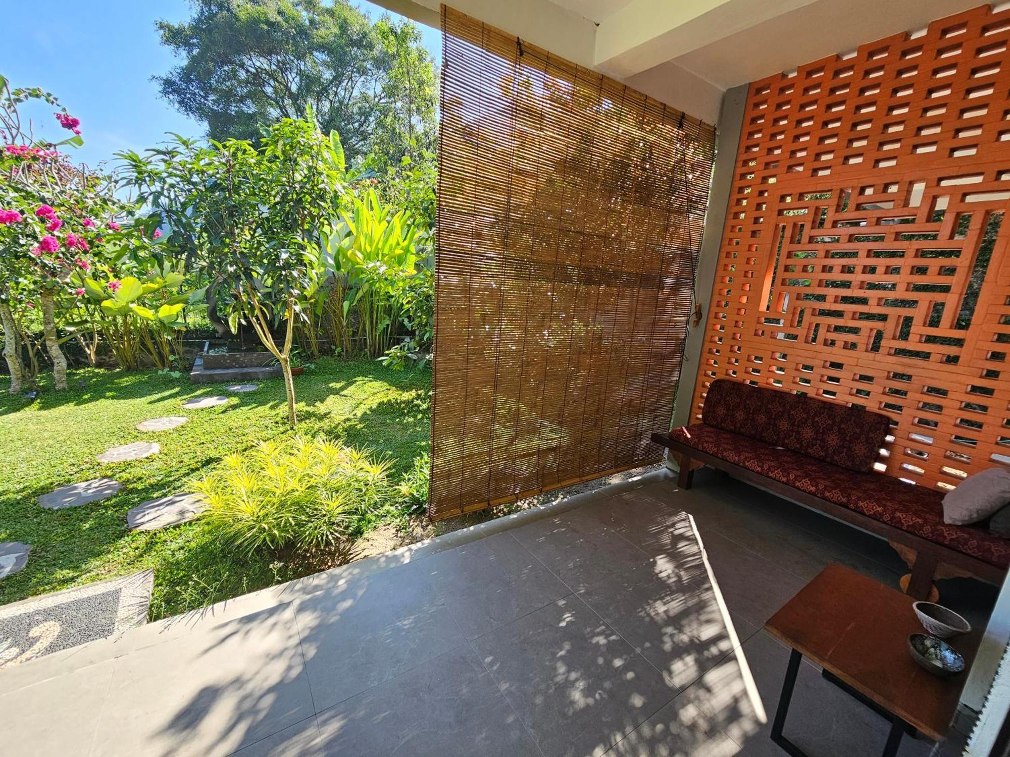 Villa Markisa Pakisan Sawan Exterior photo